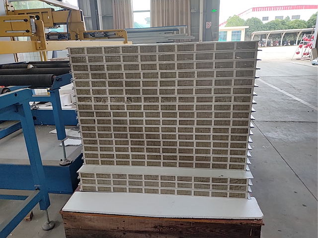 什么是玻鎂夾芯板？