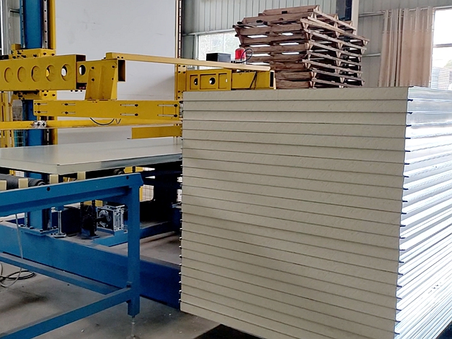 聚氨酯凈化板的優(yōu)勢是什么？